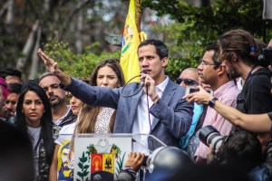 Guaidó llama a no acostumbrarse a más apagones y asistir este 23 de julio a la Plaza Alfredo Sadel