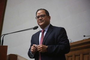 Carlos Valero: Esperamos que Trinidad y Tobago cumpla con liberación de venezolanos tras admitir cifra real de migrantes