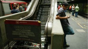 Metro de Caracas ORGULLOSO porque arreglaron una escalera mecánica (Fotos)