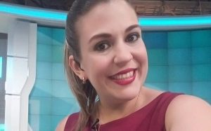 El lado sexy de Verónica Chacón, la periodista de VTV que se cayó en vivo (+Fotos hot)