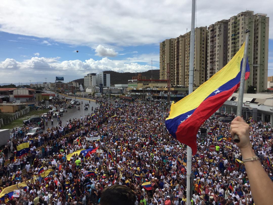 “Maduro no te queremos”, gritan manifestantes en Anzoátegui #23Ene (video)
