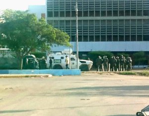Fuerte despliegue militar en las principales avenidas de Maracaibo #7Ene (fotos)