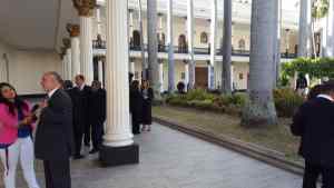 Diputados ingresaron al Palacio Legislativo para el inicio del período legislativo #5Ene (Fotos y videos)