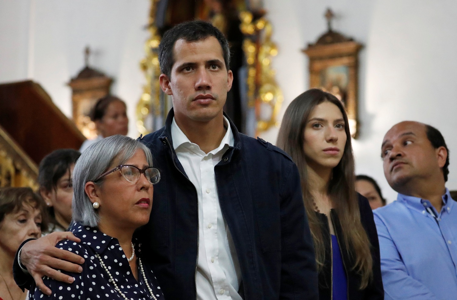Puja por la democracia entre Guaidó y Maduro aparece en primeras planas internacionales