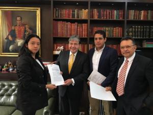Diputados entregaron acuerdo de la AN sobre protección de activos venezolanos al canciller colombiano (FOTOS) #17Ene