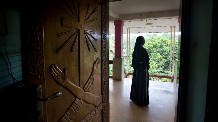 Investigación en India destapa que varias monjas fueron violadas por sus curas durante décadas (Fotos)