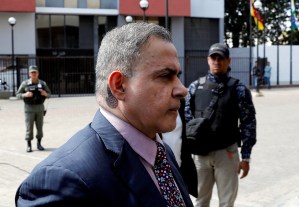 Saab confirmó la detención de dos funcionarios policiales por la agresión a Rufo Chacón