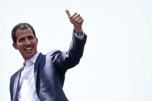 EN VIDEO: Guaidó anuncia inicio de la fase de acopio de ayuda humanitaria para Venezuela