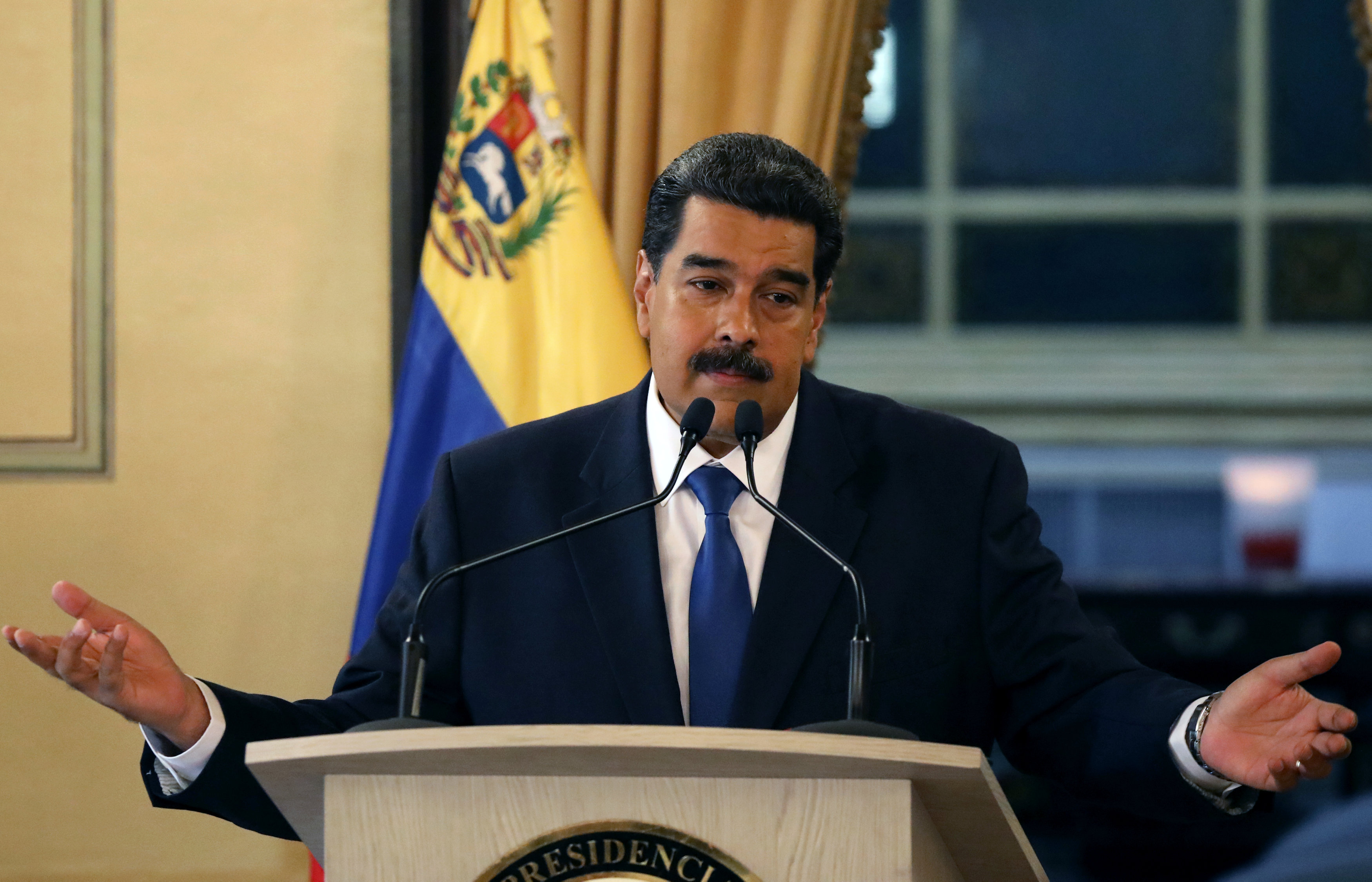 Guaidó pregunta a las FAN si la salida de Maduro “¿será por las buenas o por las malas?”