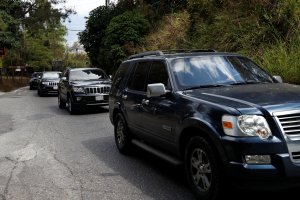 Guaidó camino a la frontera con Colombia por ayuda humanitaria