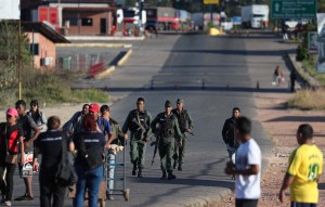 EEUU: Si hay derramamiento de sangre este sábado sería culpa de las Fuerzas Armadas venezolanas y sus guardias cubanos