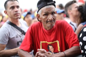 Los rostros de la desesperación en el des-concierto de Maduro (FOTOS)