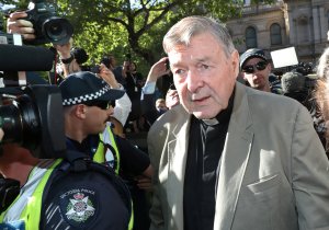 La lectura de la sentencia por pederastia del cardenal Pell será televisada