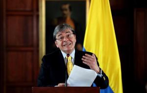 Canciller de Colombia ordena regreso de diplomáticos en Venezuela por ruptura de relación