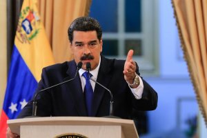 ¡Inhumano! Maduro cataloga la ayuda humanitaria como un “show” y dice que no la permitirá