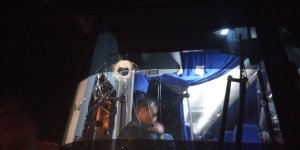 Caravana de diputados que se trasladan a San Cristóbal fue atacada con piedras (Fotos y Video)