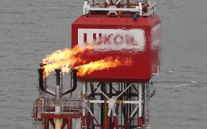 Gigante rusa Lukoil detuvo operaciones de intercambio petrolero con la Pdvsa de Maduro