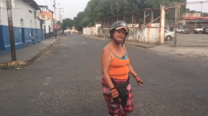 El grito desesperado de una mujer en Ureña: Quiero que mis nietos vivan felices y libres (video)