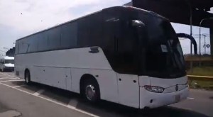 EN VIDEO: La caravana de diputados de la AN pasa por Aragua rumbo a Cúcuta