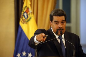 ¡Regañado! Así le reclamó Maduro al iluminado Motta Domínguez cuando se le fue la luz en Miraflores (VIDEO)