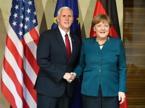 Venezuela, uno de los temas en una Conferencia de Múnich con Pence y Merkel