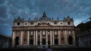 Abren dos osarios en el Vaticano con la esperanza de desentrañar el caso Orlandi