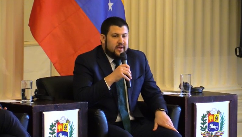 Smolansky asegura que agotarán las vías diplomáticas antes de una cooperación militar (Video)