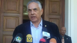 Rafael Veloz: Ley de Amnistía restablecerá la paz social y la democracia