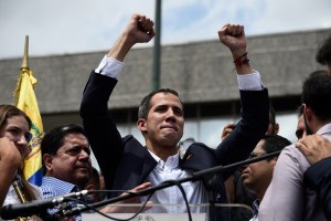 Los 40 días de turbulencia política en Venezuela