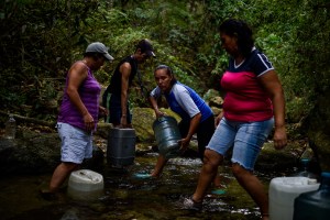 El Ávila, la esperanza de algunos caraqueños ante la falta de suministro agua