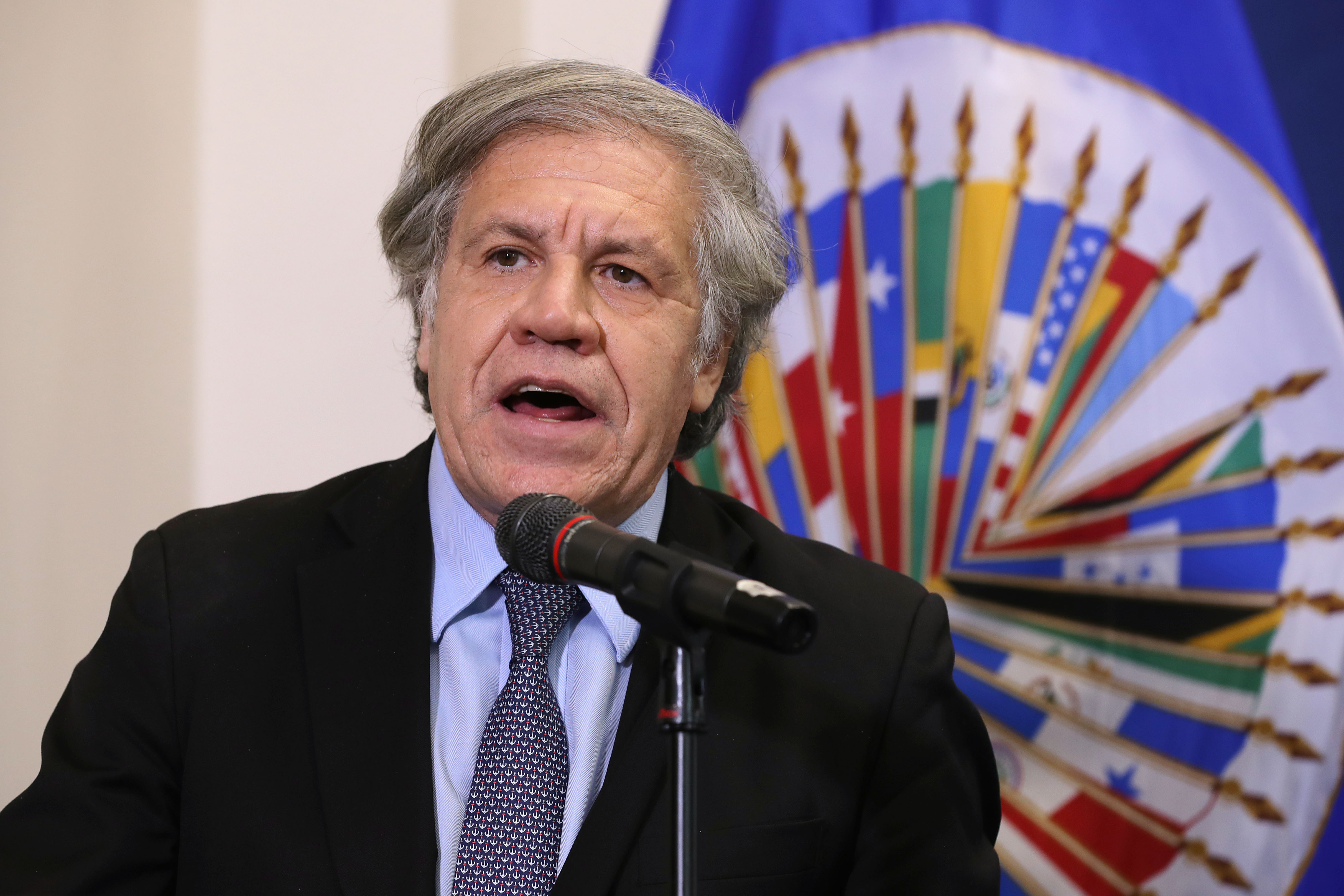 Almagro insta a Bachelet a llevar denuncias de violaciones a DDHH en Venezuela hasta la CPI
