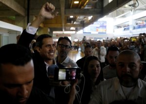 Régimen de Maduro abre expediente a Copa por transportar a Guaidó