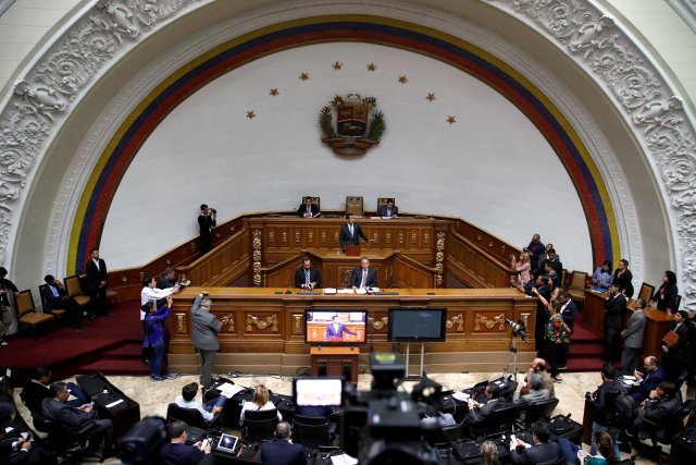 NOTICIA DE VENEZUELA  - Página 64 2019-03-11T183525Z_521419751_RC1BC069DAF0_RTRMADP_3_VENEZUELA-POLITICS