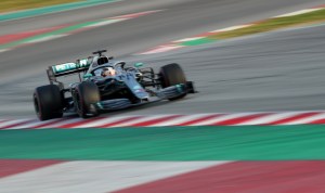 Mercedes buscará poner fin al optimismo de Ferrari en inicio de temporada de F1 en Melbourne