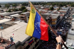 Guaidó pidió a los venezolanos mantenerse en las calles: Vamos a escribir la historia #23Mar