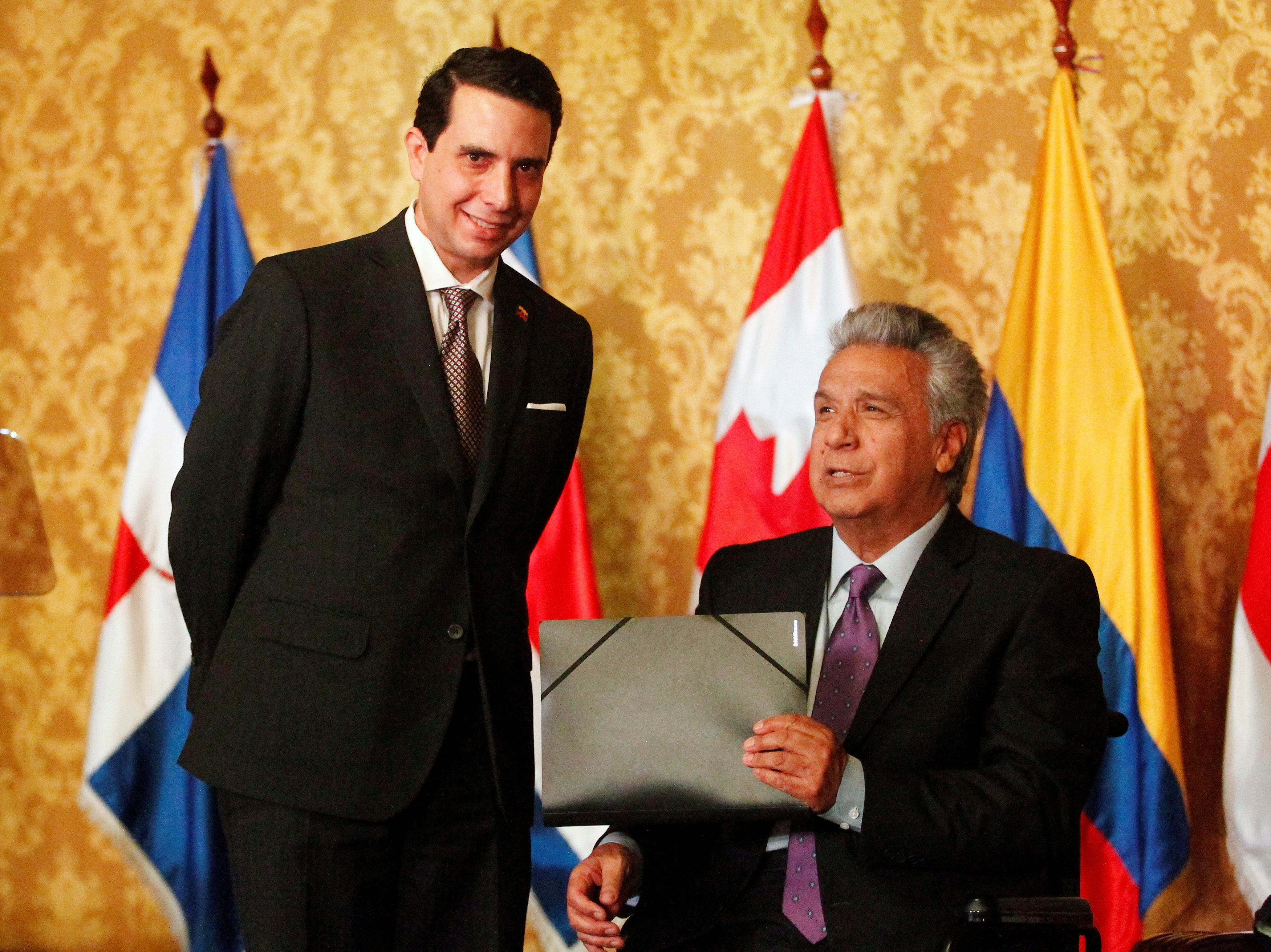 Lenín Moreno recibió credenciales de embajador de Guaidó, René de Sola, en Quito (fotos+video)