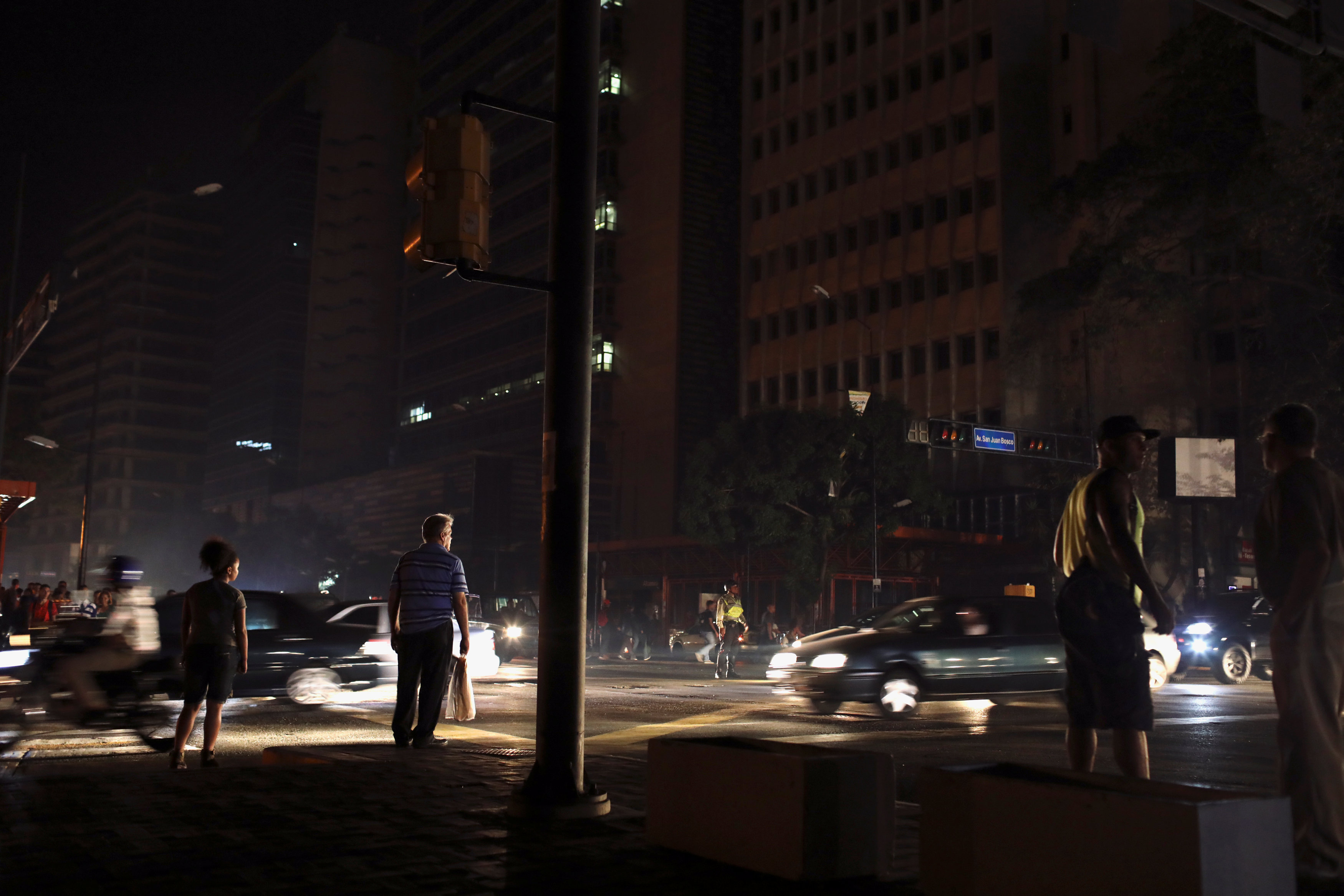 Municipio Chacao de nuevo 100% sin luz, dijo Gustavo Duque (Video)