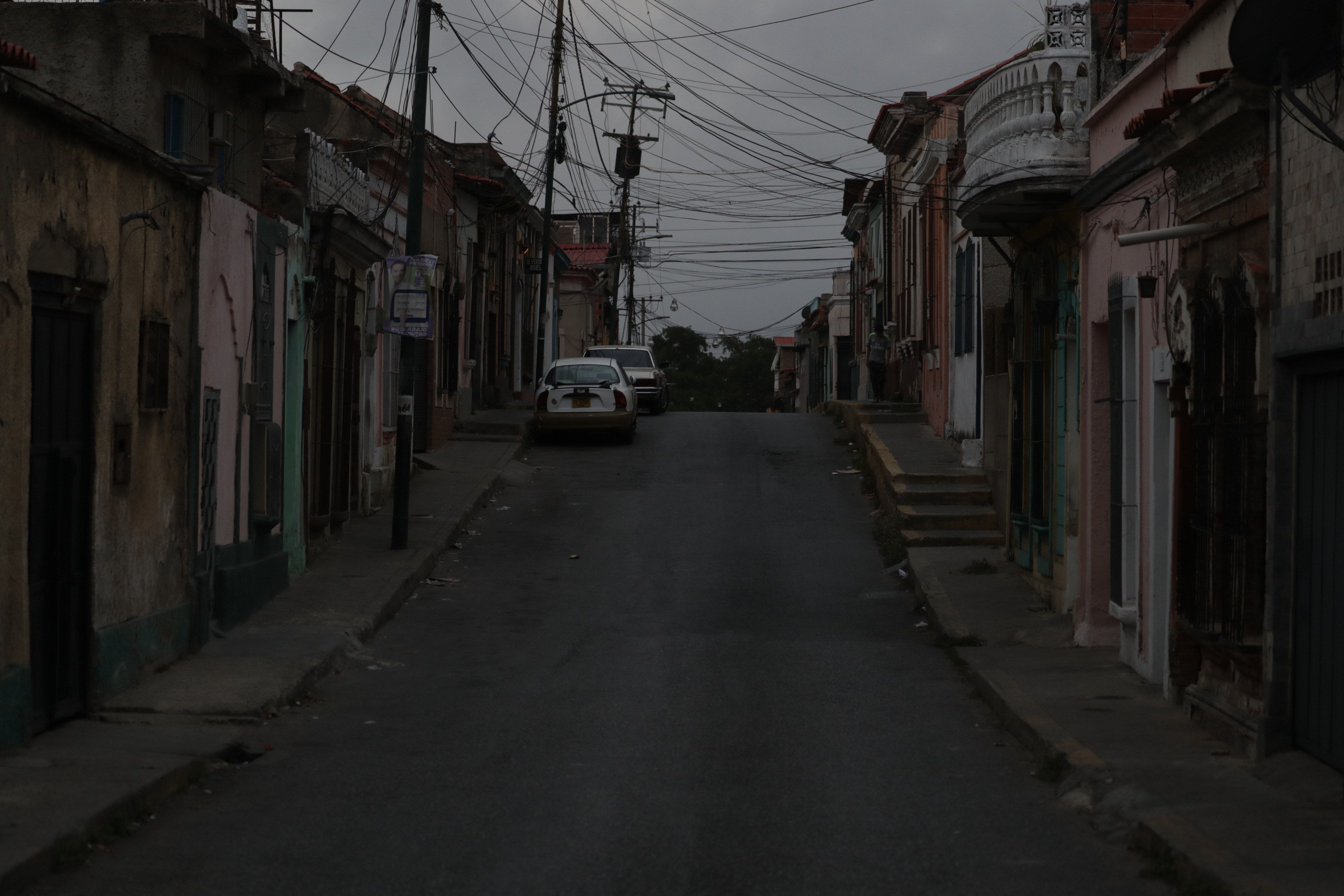 Varias zonas de Caracas se encuentran sin luz este #9Feb