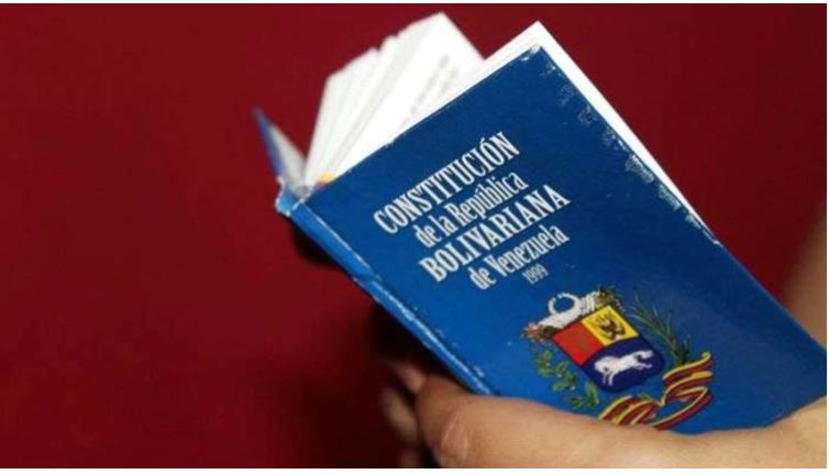 La Constitución venezolana, ensalzada o ignorada
