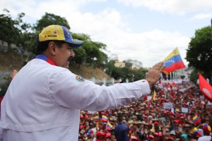 Maduro dice que tuvo que reforzar su seguridad porque lo querían matar (Video)