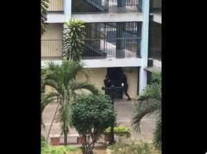 EN VIDEO: A punta de hacha, Faes intenta ingresar a conjuntos residenciales en Barquisimeto