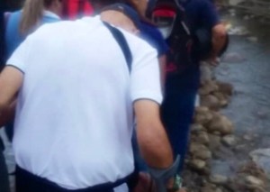 Pacientes crónicos del Táchira no soportan la travesía por las trochas (foto y video)