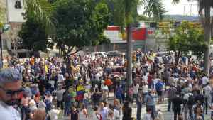 En Parque Cristal respondieron a la convocatoria de Guaidó contra la crisis de energía (Fotos y videos)