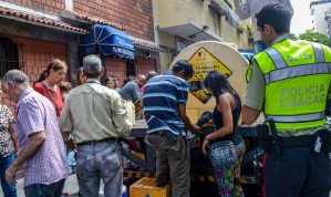 Alcaldía de Chacao activa Plan de Contingencia para llevar agua a los vecinos