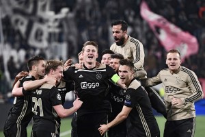 ¡Batacazo! Ajax sorprende a la pobre Juventus de Cristiano Ronaldo (Videos)