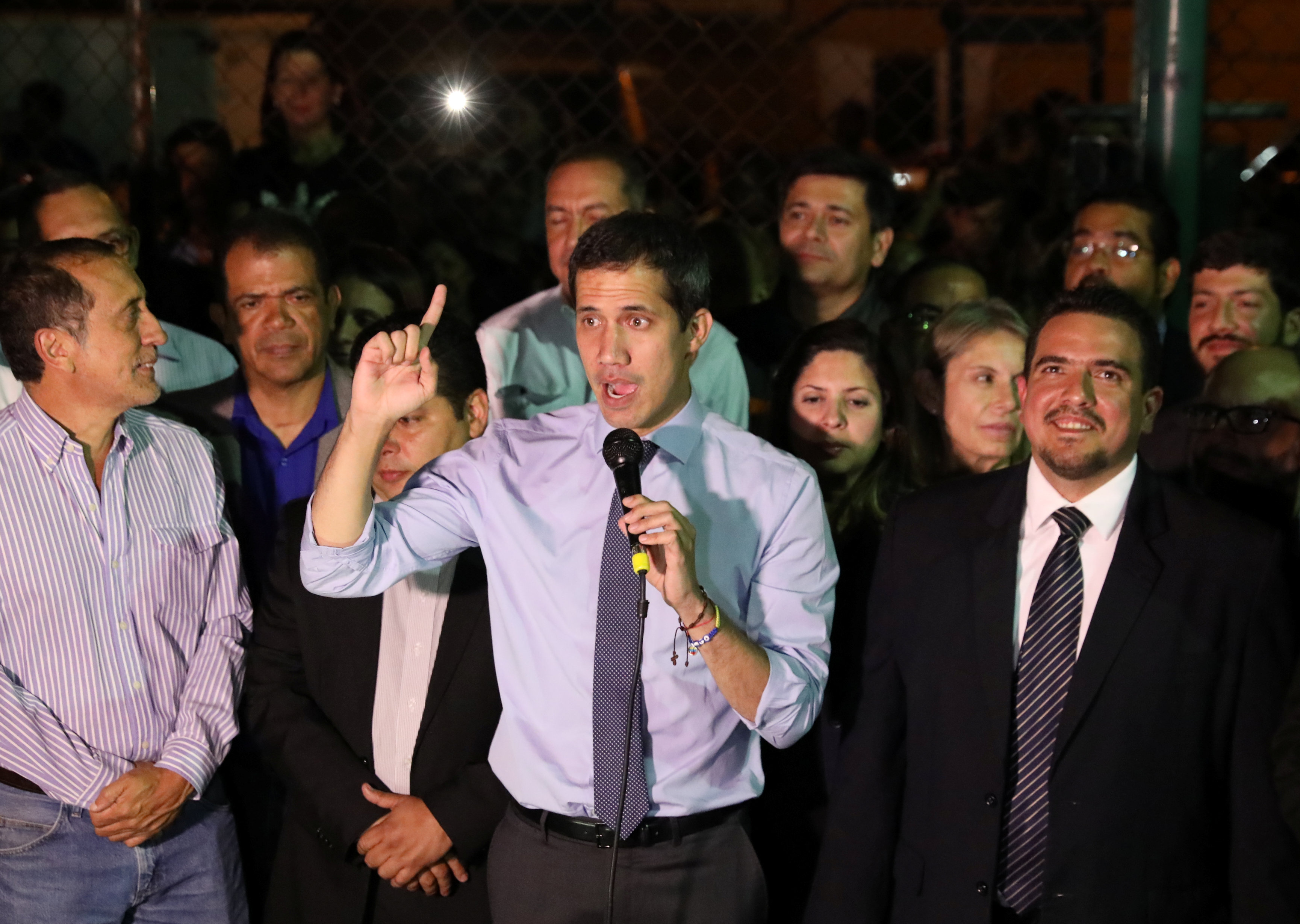 Guaidó contesta a la ANC y anuncia acciones de calle: No hay que responder ante un organismo que no existe