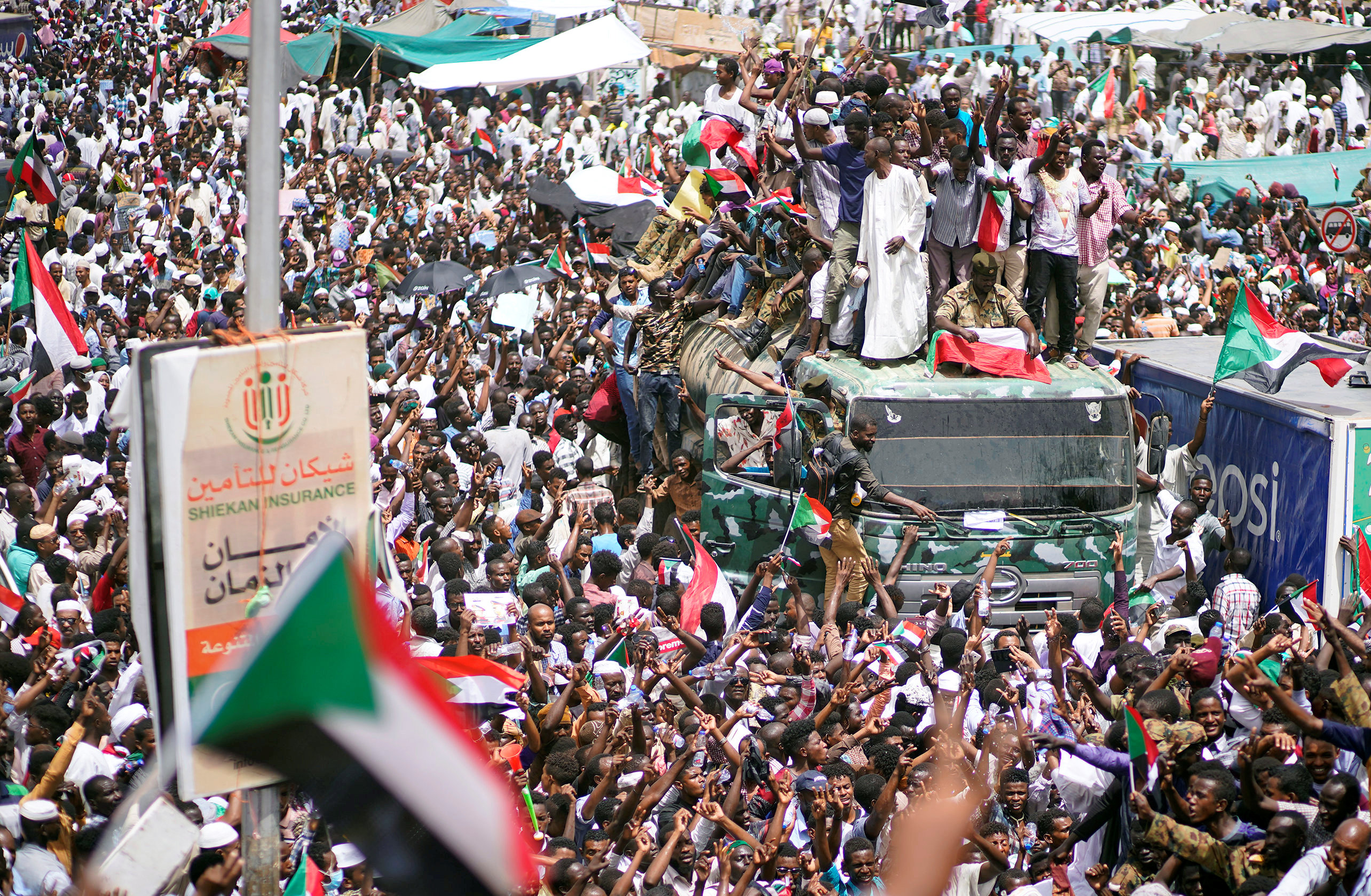 En Sudán siguen las protestas, ahora contra los militares