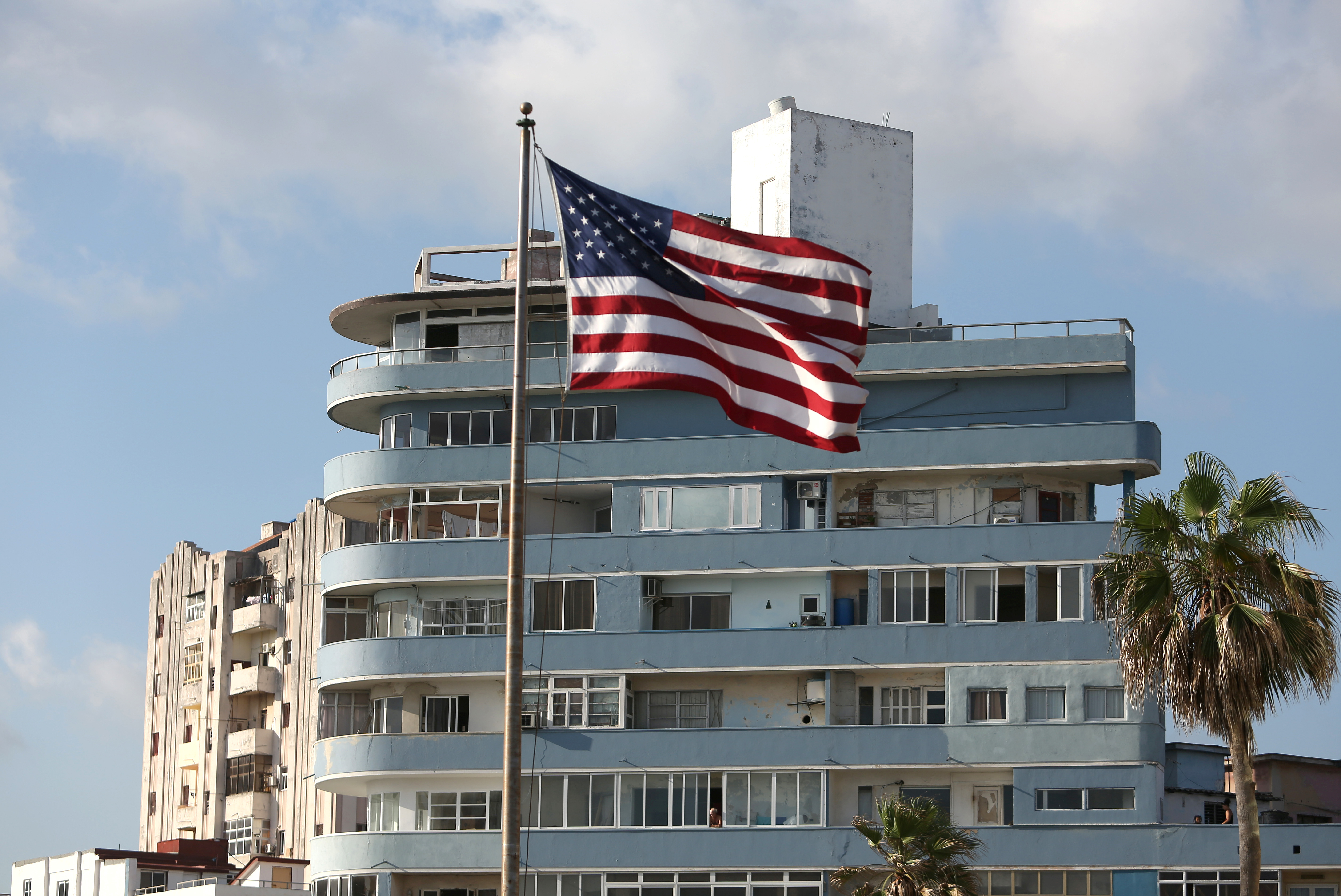 Reino Unido condena nuevas sanciones de EEUU a compañías extranjeras con negocios con Cuba