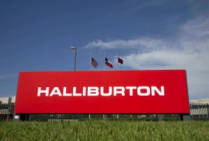 Halliburton compensó la caída del precio del crudo con aumento de su actividad en EEUU