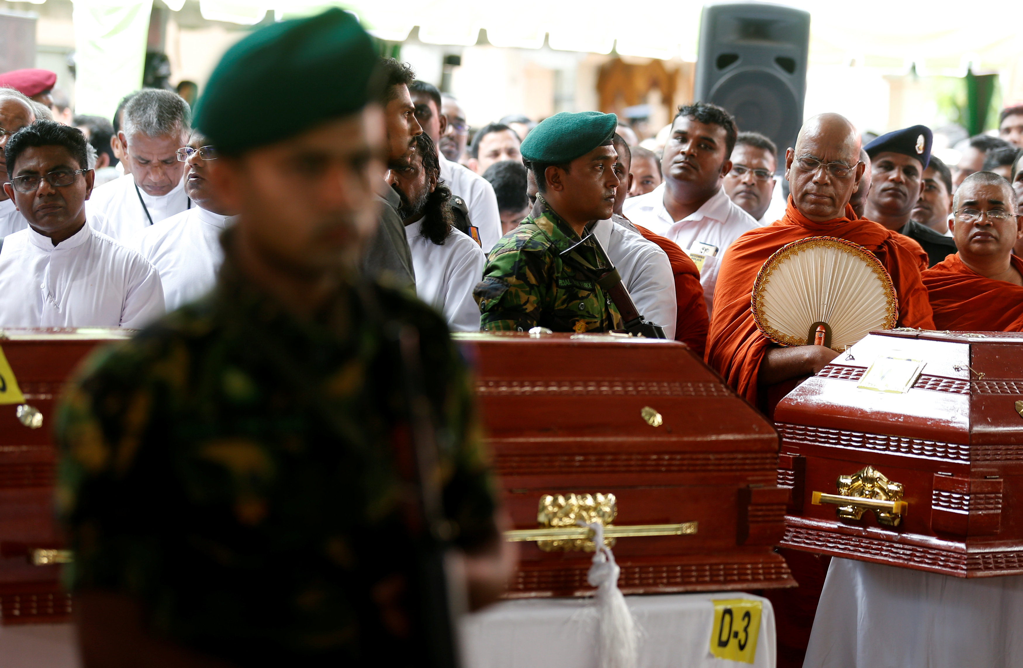 Sri Lanka rebaja casi 100 muertos las víctimas de los atentados, hasta 253